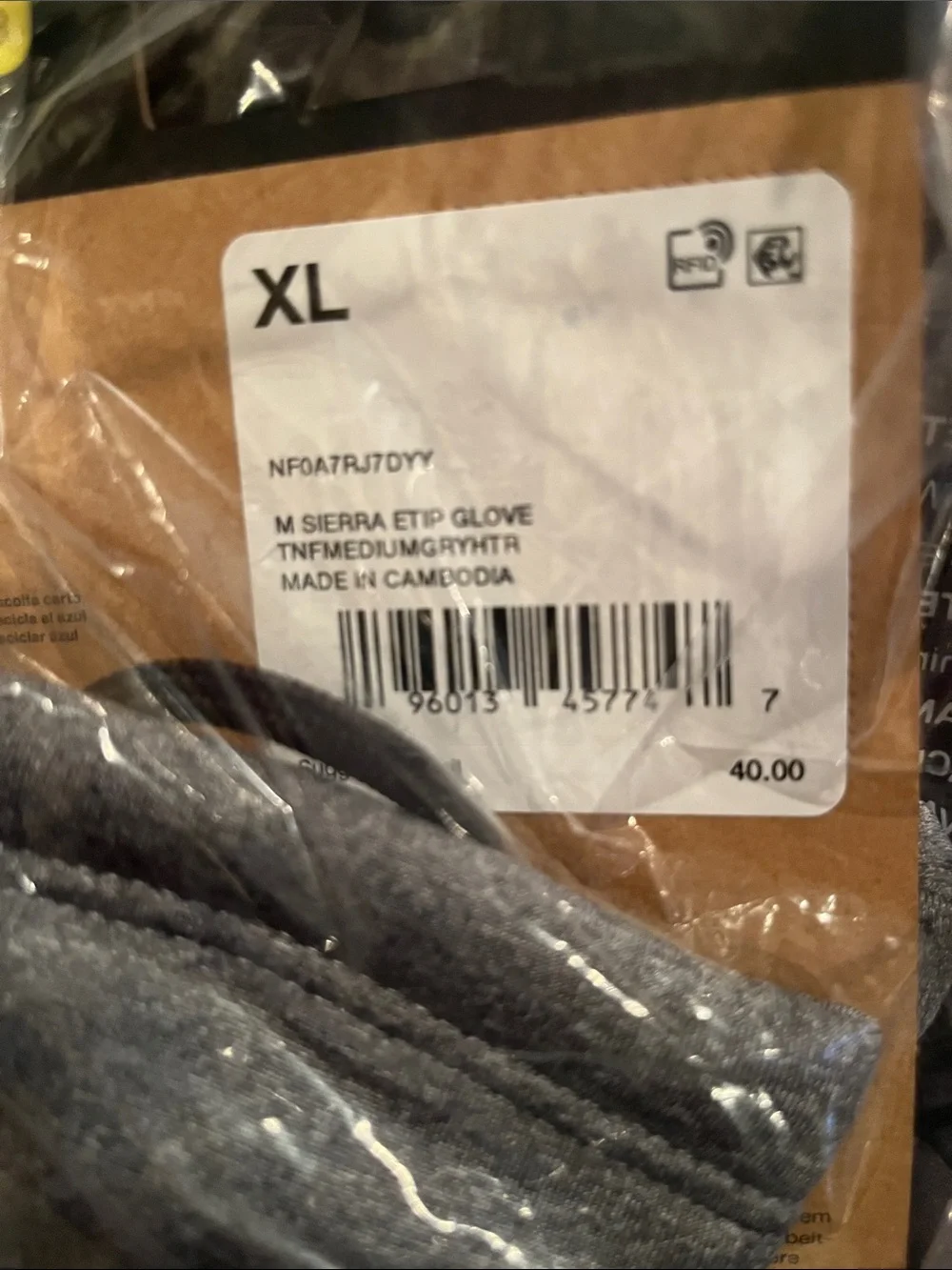 The North Face Men’s Grey & Black Insulated Tech Gloves